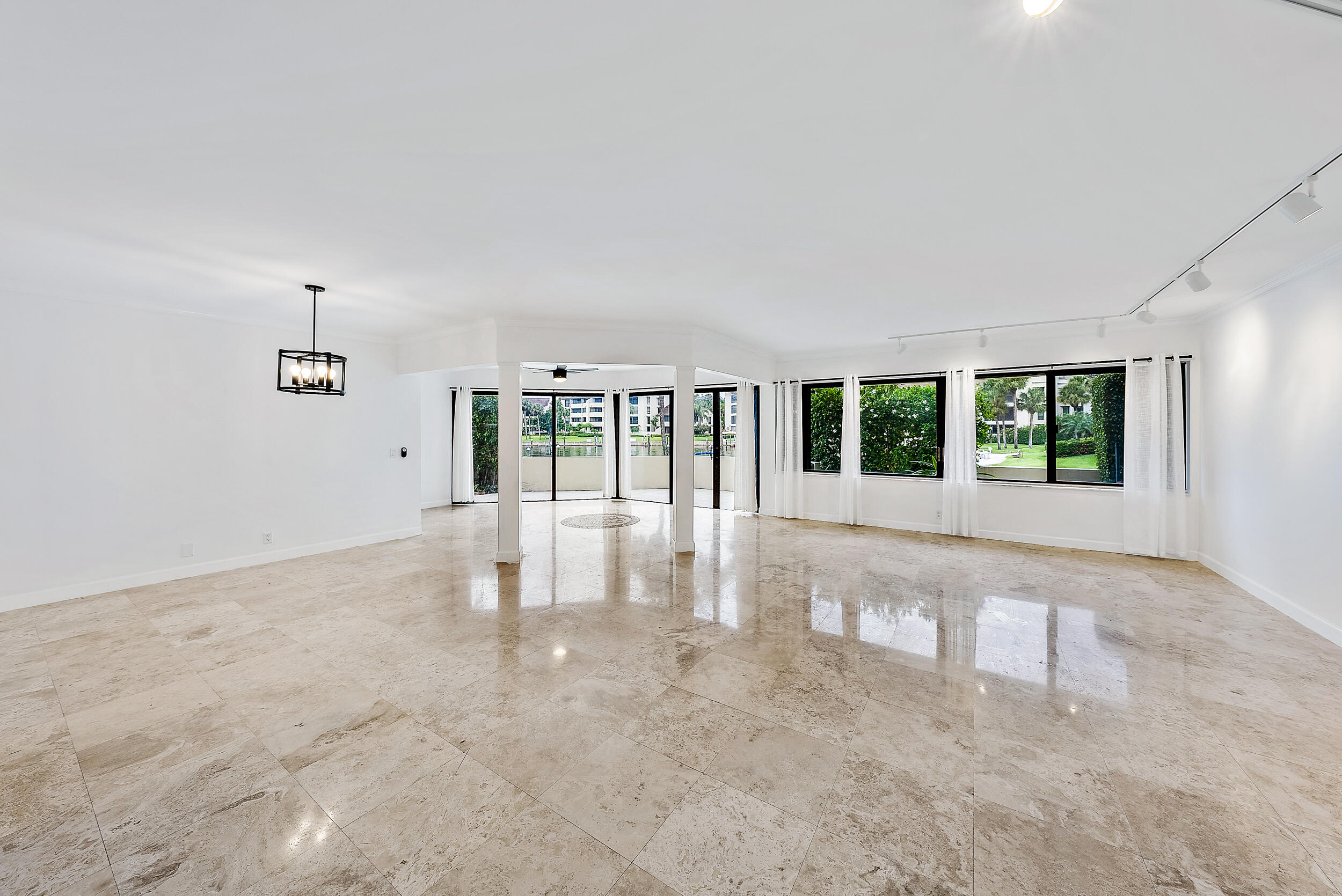 1141 Marine Way E H1l