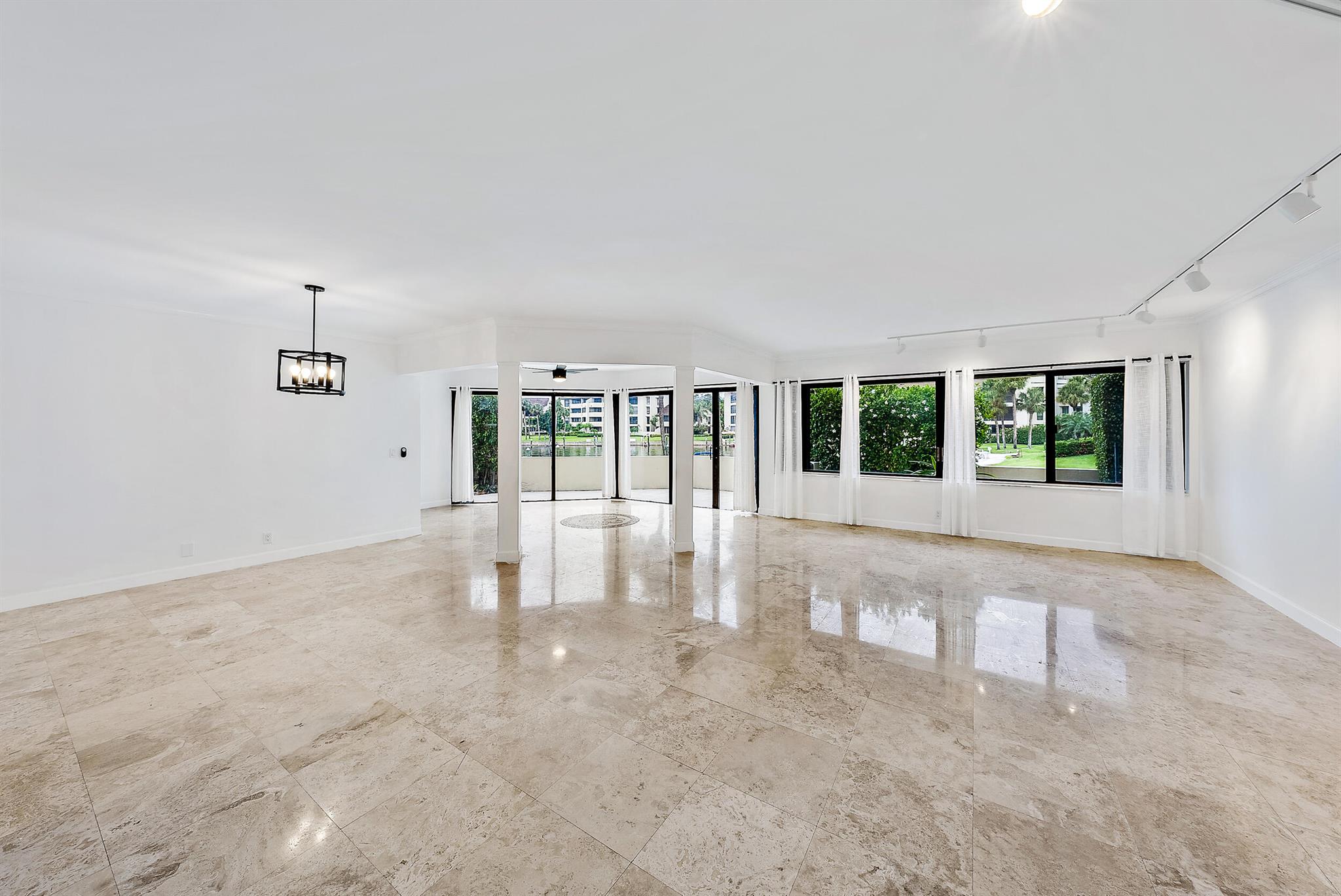 1141 Marine Way E H1l