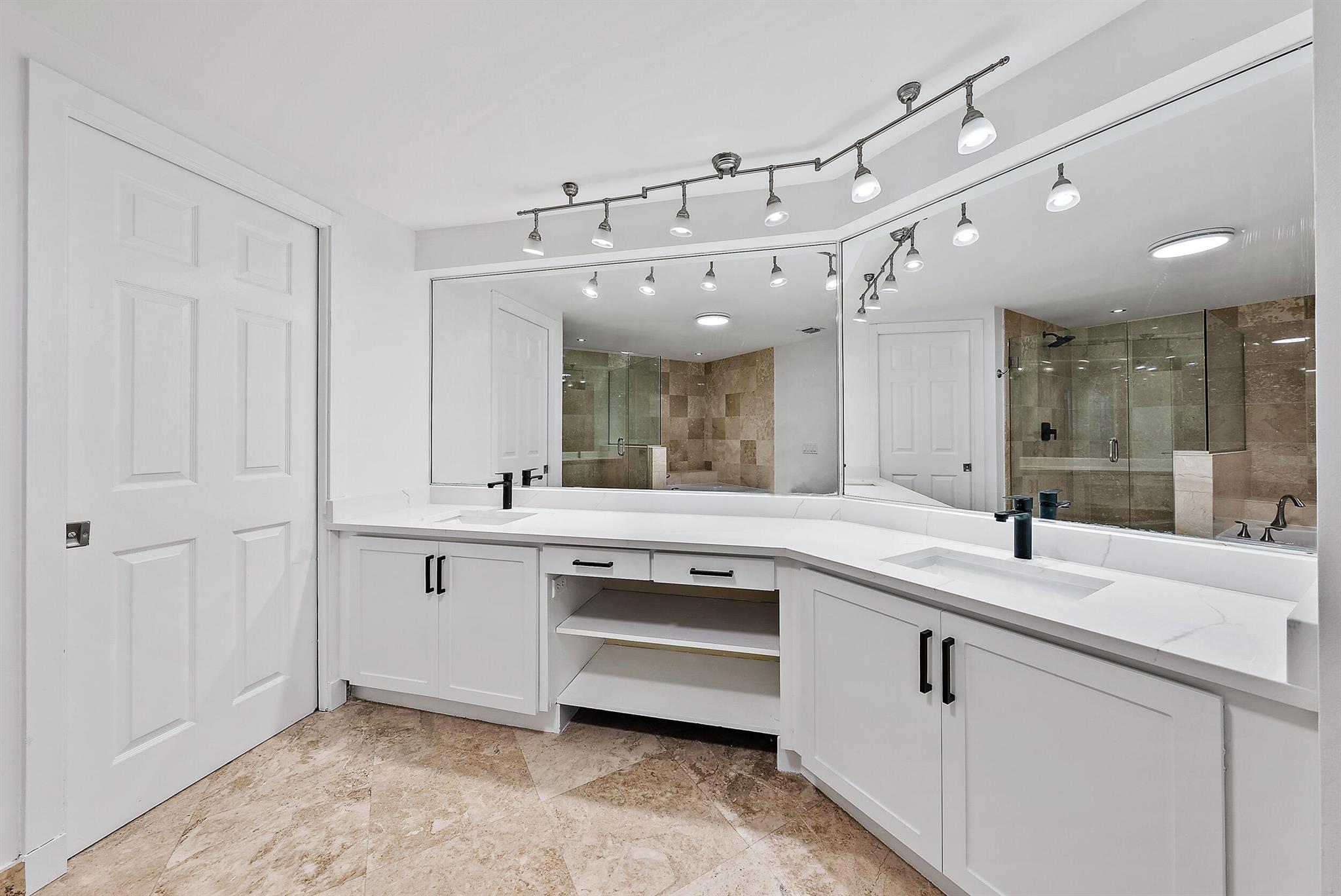 1141 Marine Way E H1l