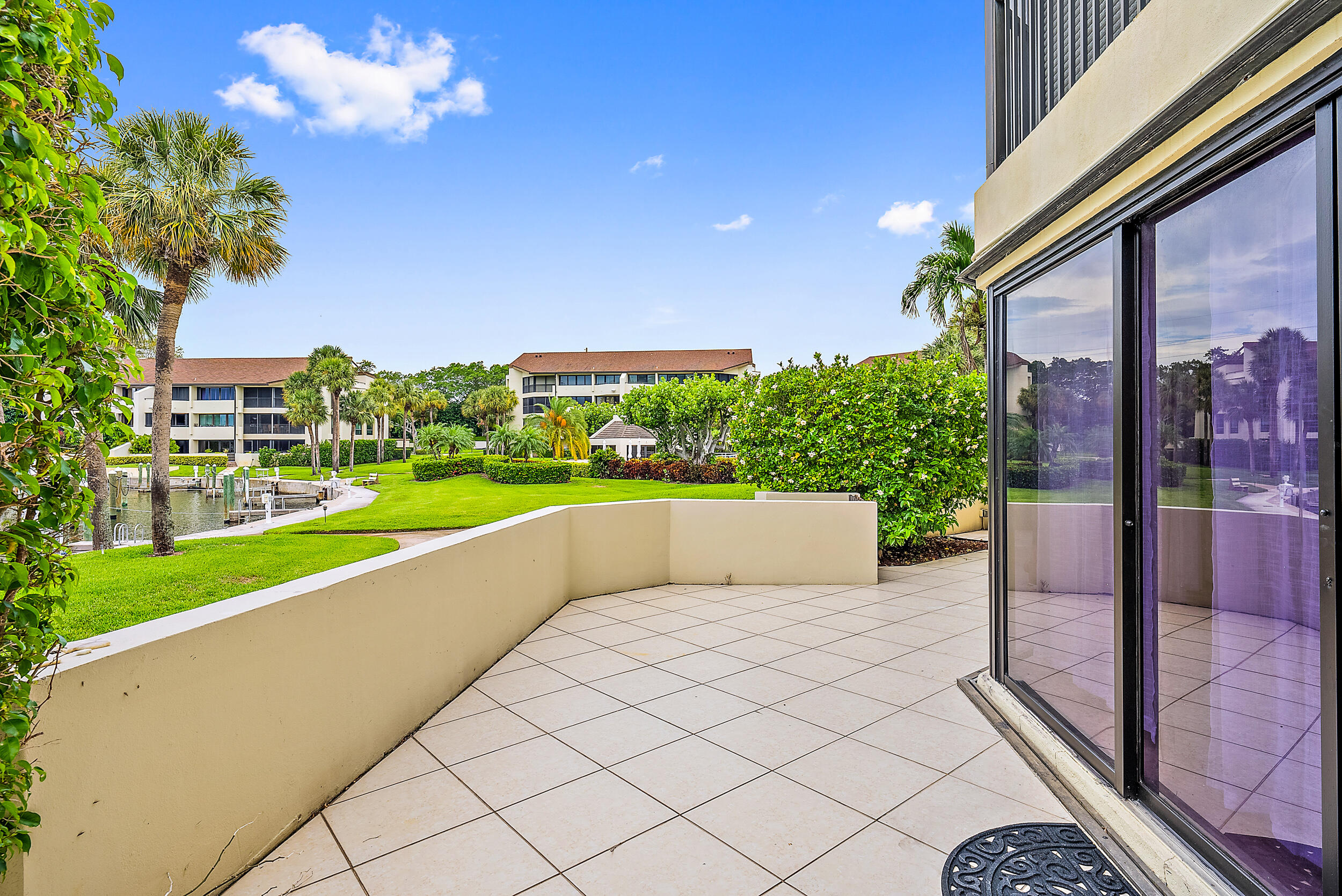 1141 Marine Way E H1l