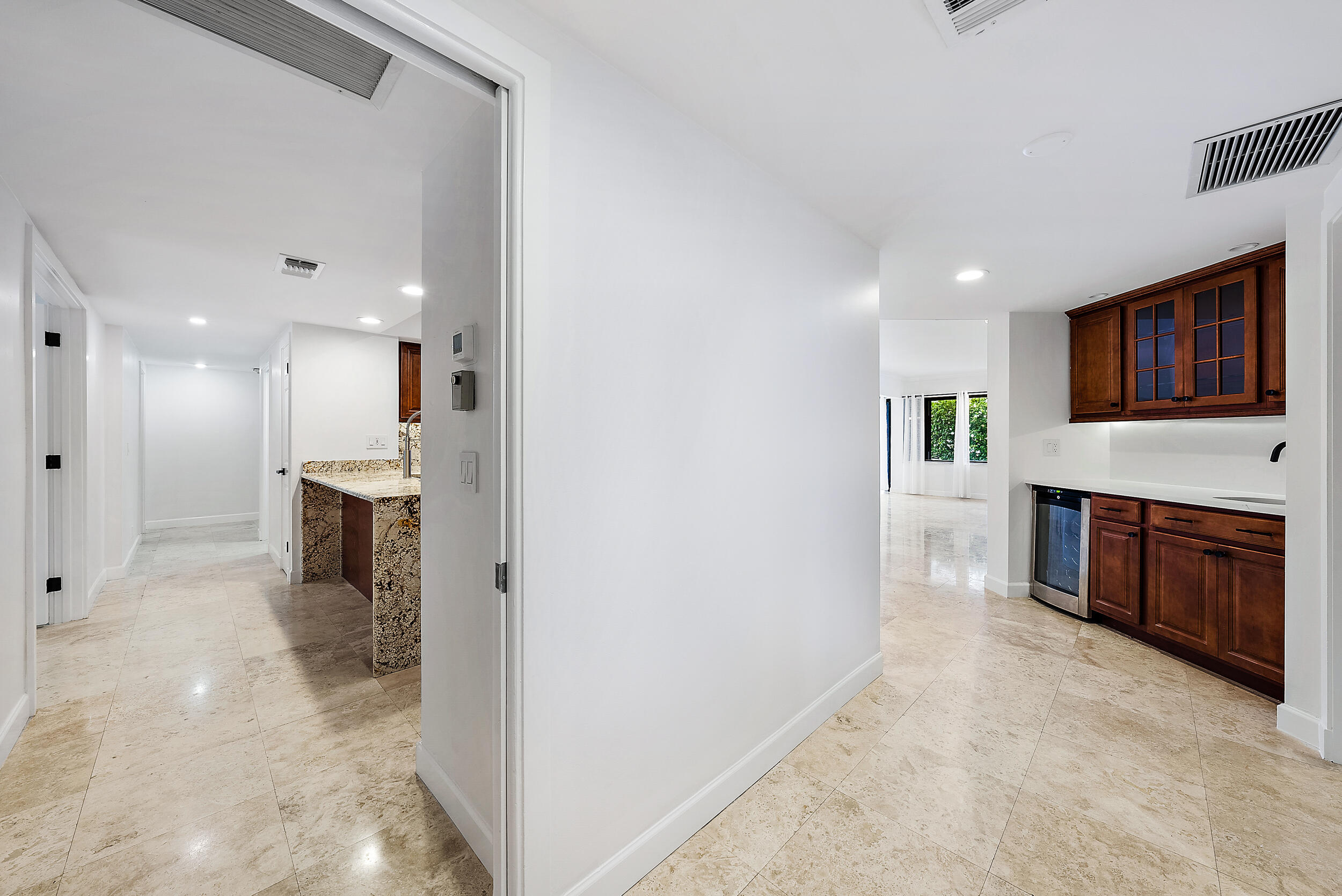 1141 Marine Way E H1l