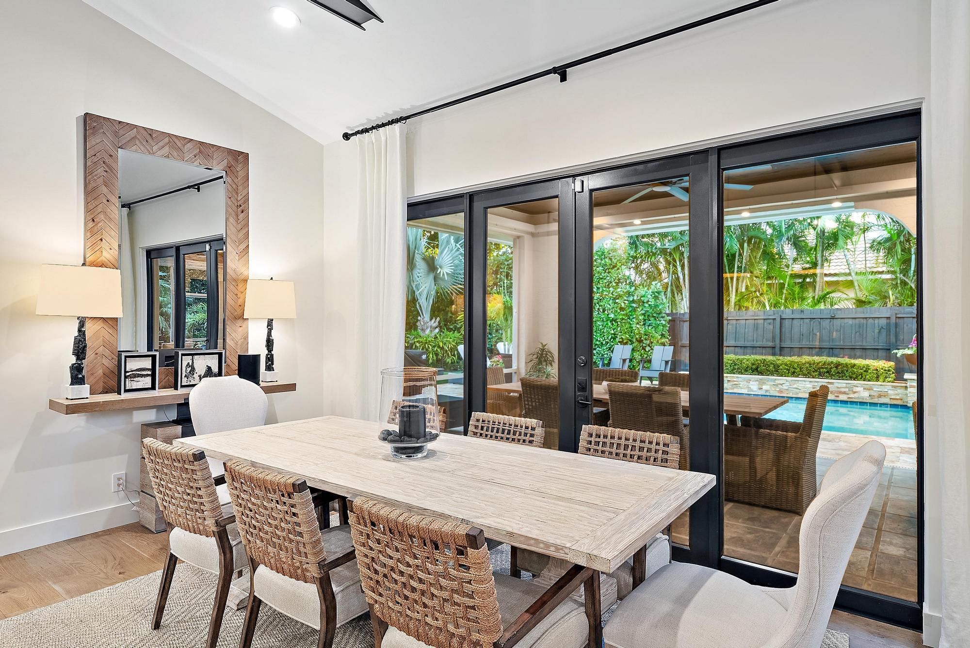 19056 SE Coral Reef Lane