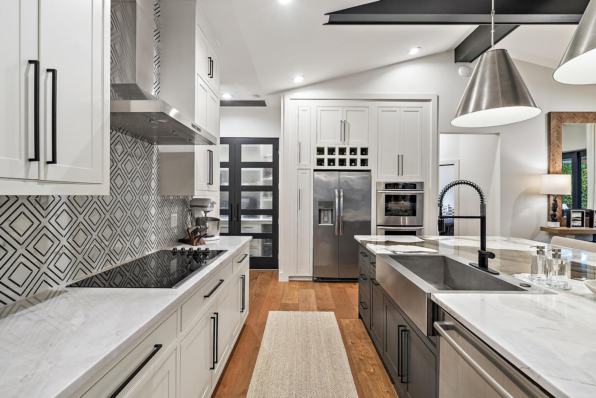 19056 SE Coral Reef Lane