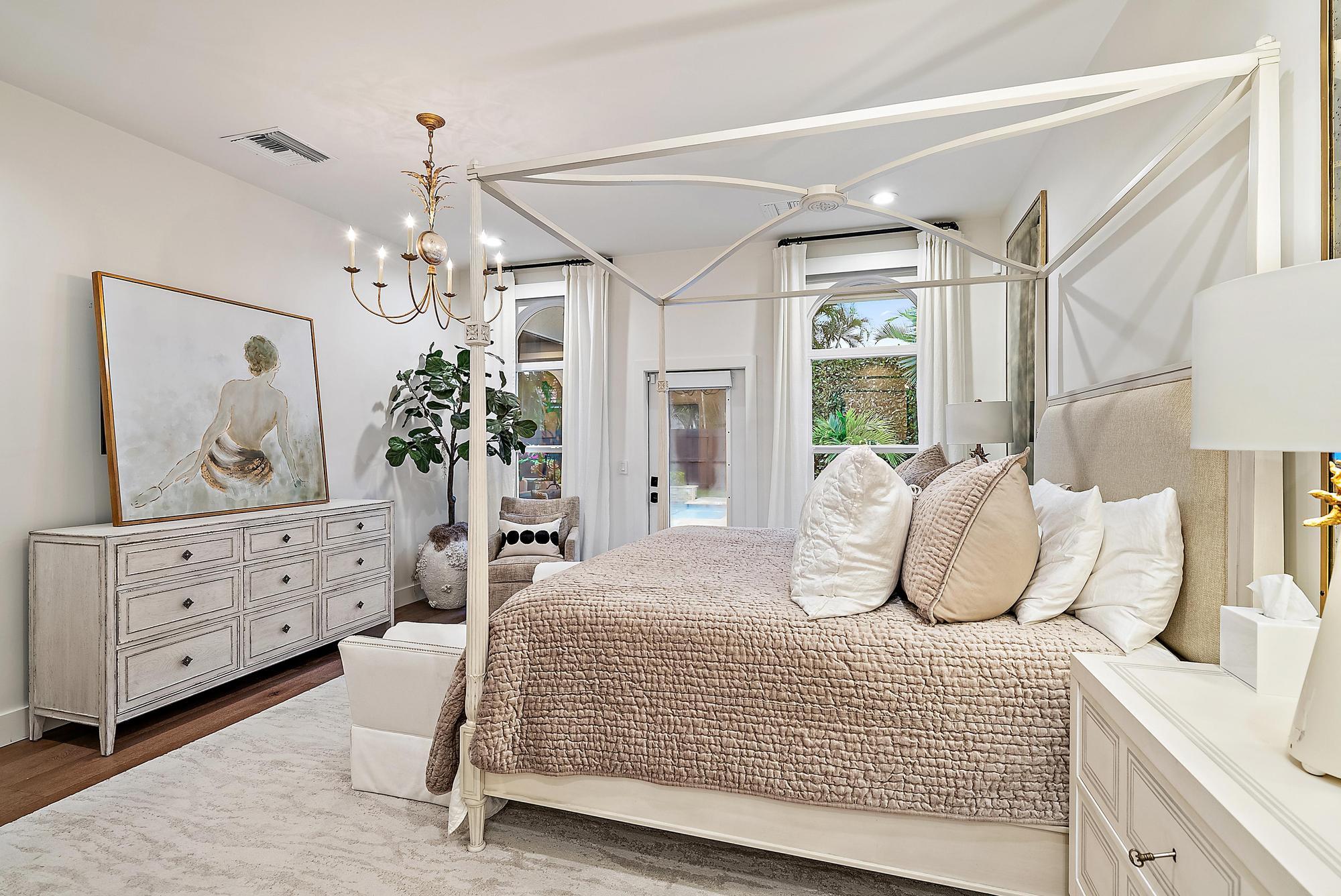 19056 SE Coral Reef Lane