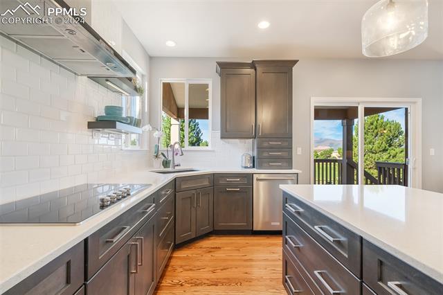 10190 Pine Glade Drive