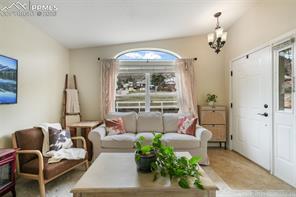 223 Upper Glenway