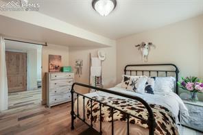 223 Upper Glenway