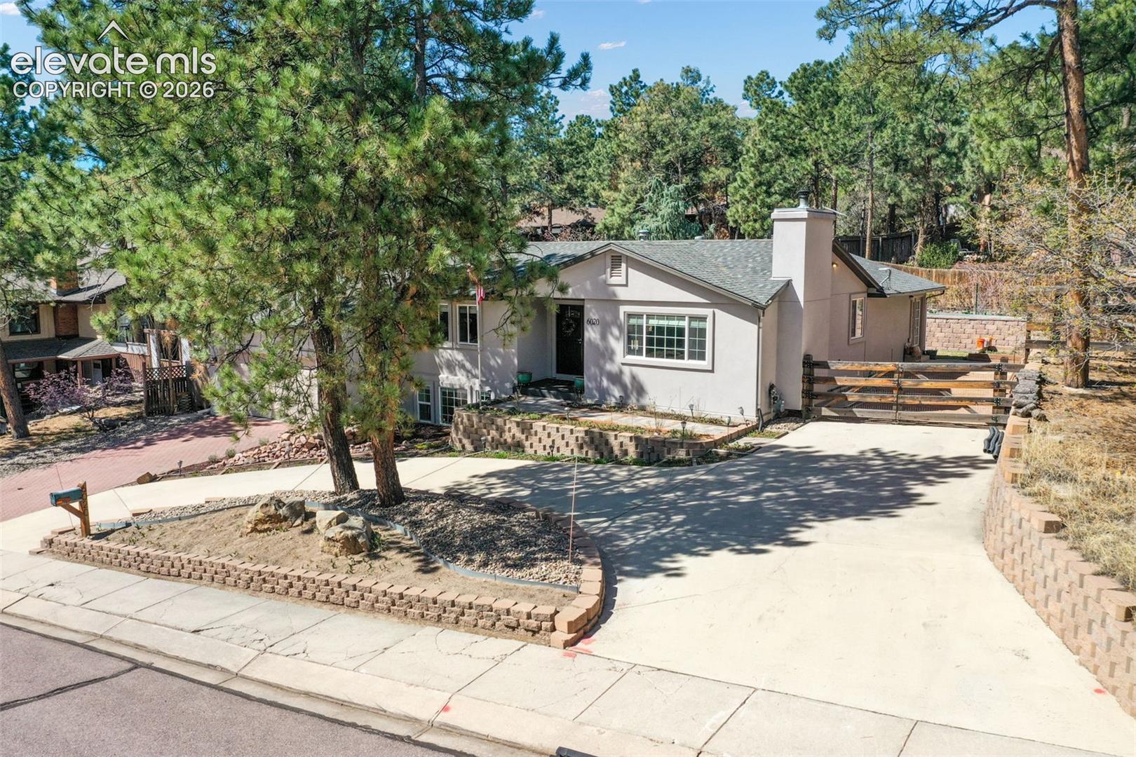 6020 Castlewood Lane