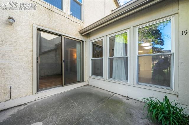 3330 Templeton Gap Road 15