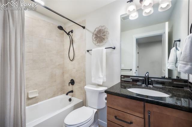 6078 Trappers Tale Court