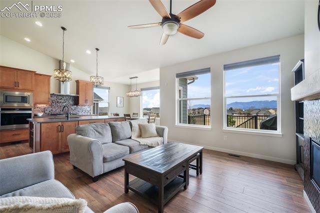 6078 Trappers Tale Court