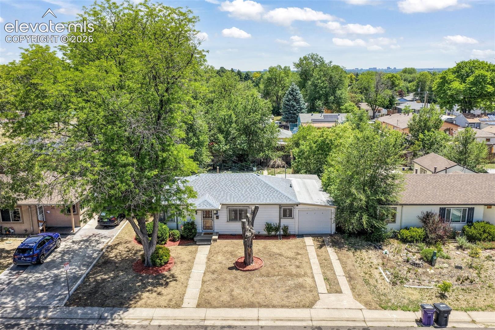 920 Canosa Court