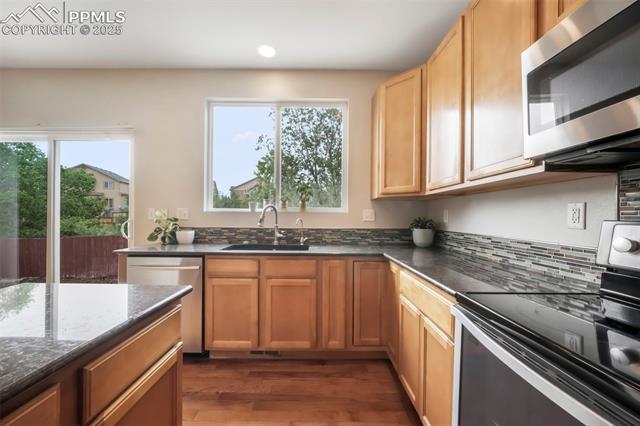 2141 Riverwalk Parkway