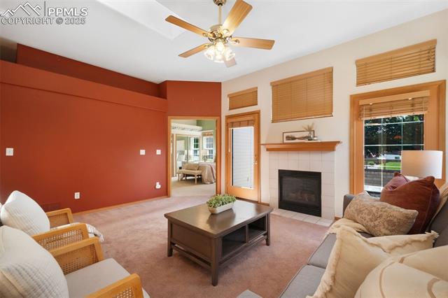 4721 Rowell Point