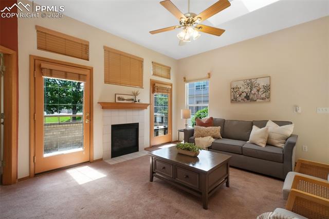 4721 Rowell Point