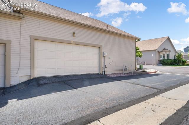 4721 Rowell Point