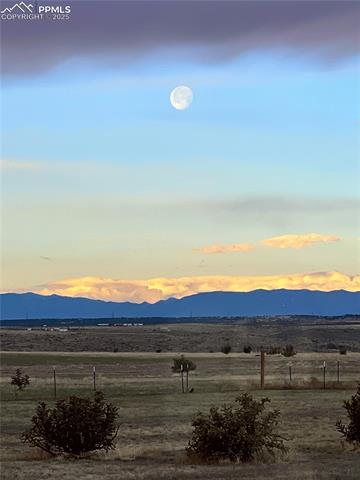 9775 Avenida Alegre Point