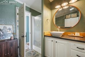 9775 Avenida Alegre Point