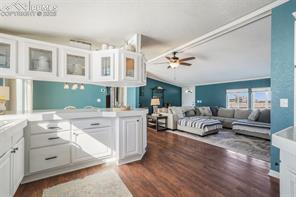 9775 Avenida Alegre Point