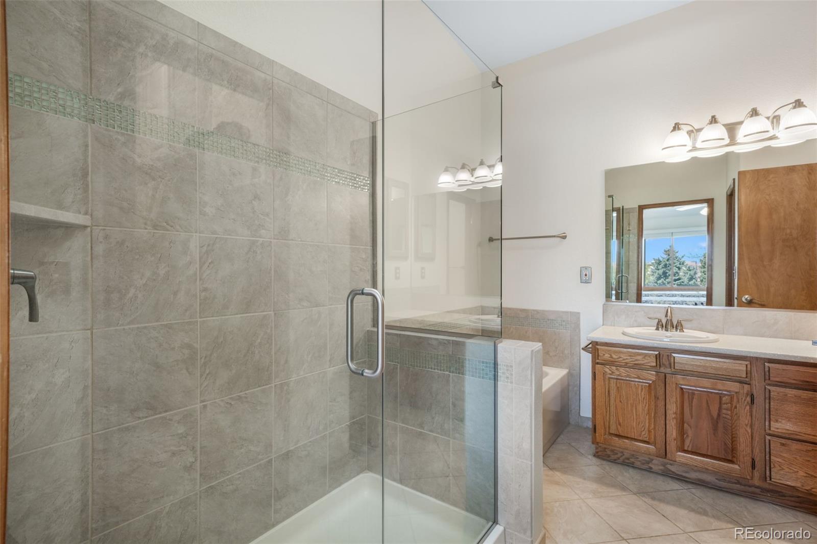 270 Luxury Lane