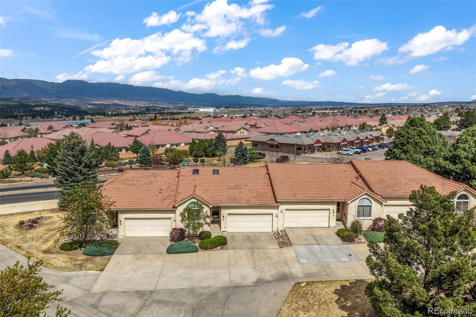270 Luxury Lane