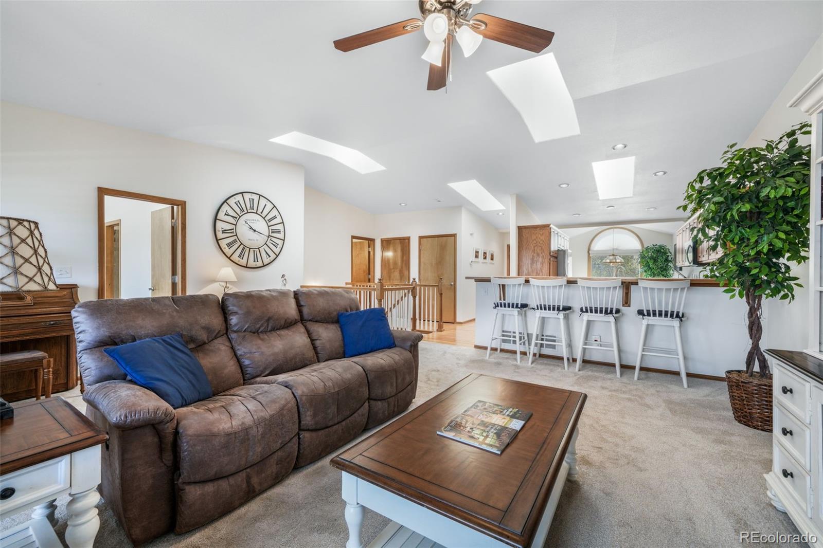 270 Luxury Lane