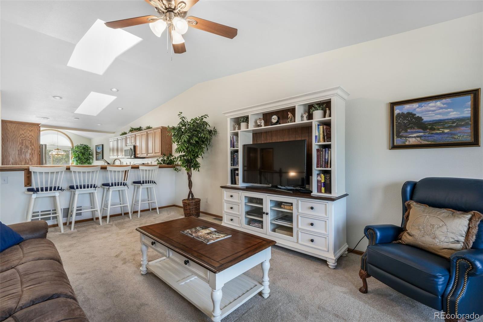 270 Luxury Lane