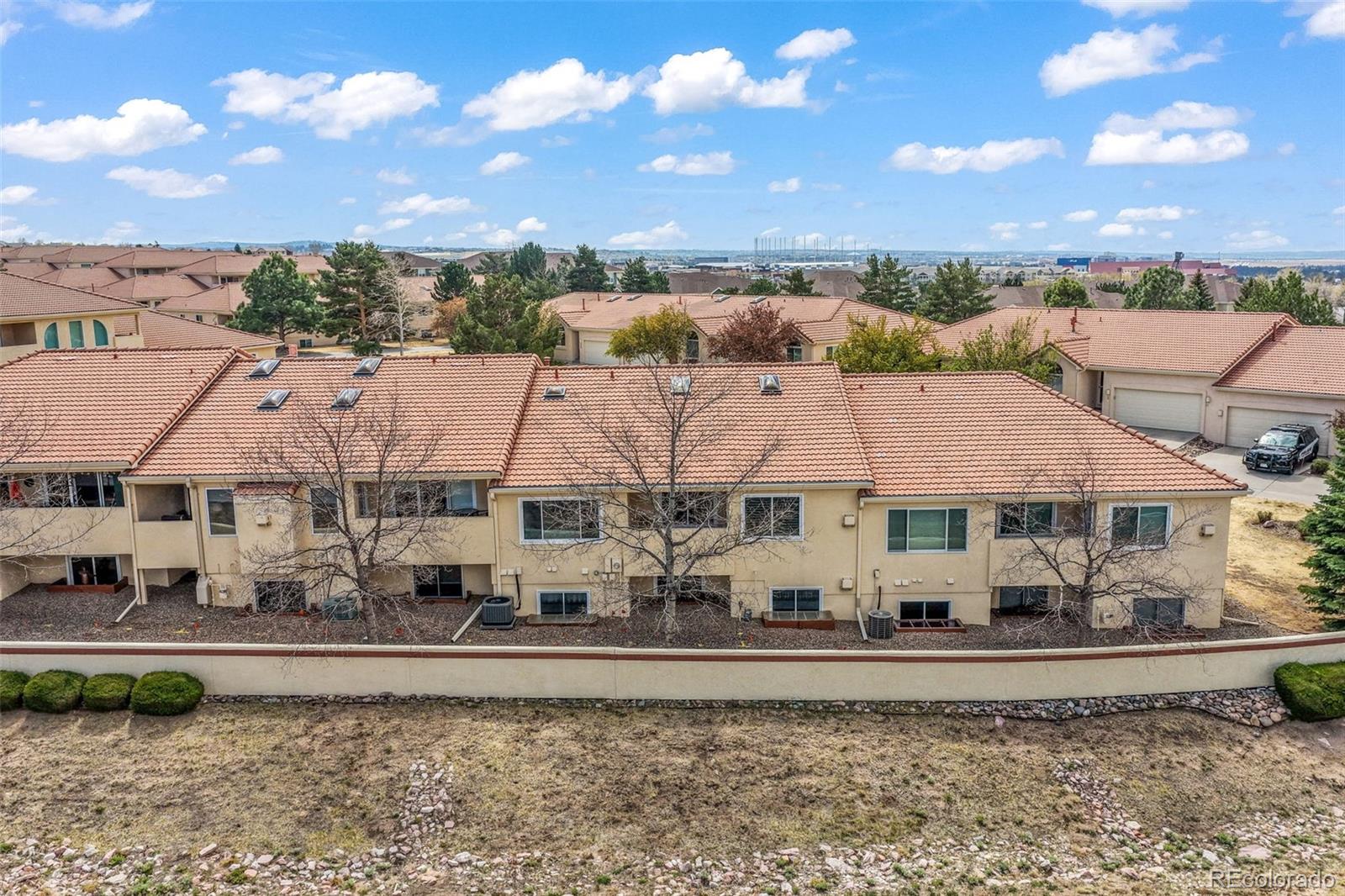 270 Luxury Lane