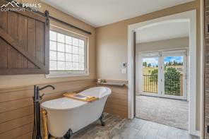 19723 Falcon Crest Court