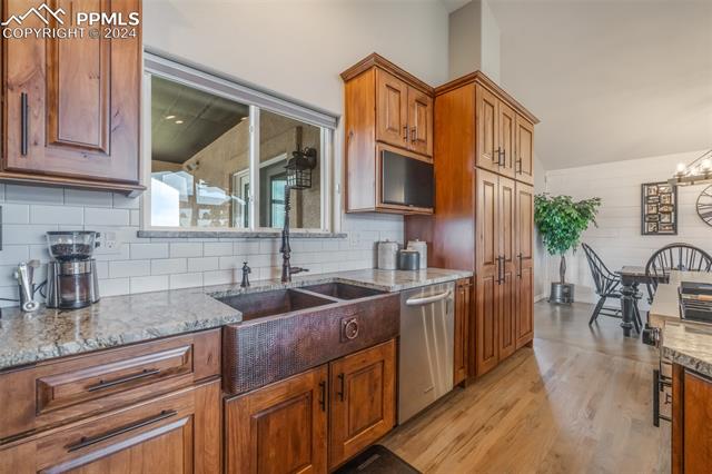 19723 Falcon Crest Court