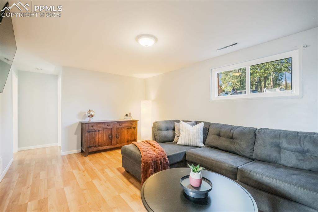 2421 N Sage Street
