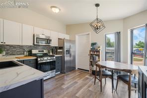 102 Mojave Way