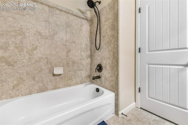 8314 Grand Peak Summit View