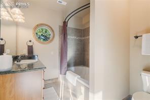 17525 Pond View Place