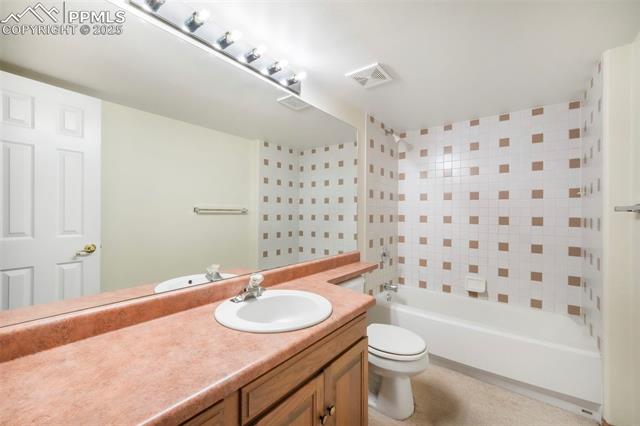 174 Luxury Lane