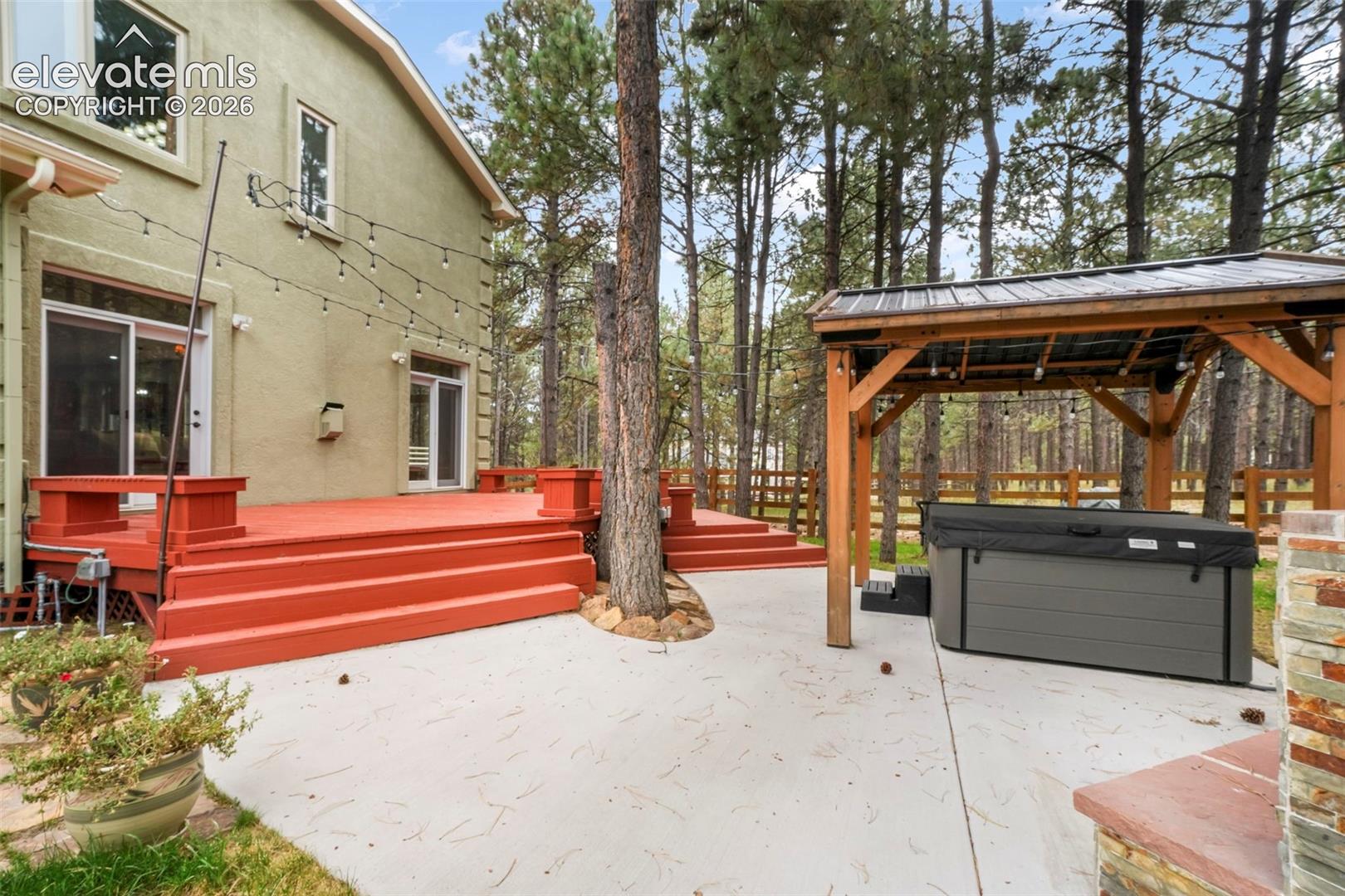 720 Trumpeters Court
