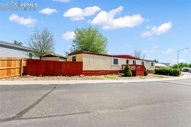 2595 Wooddale Road 21