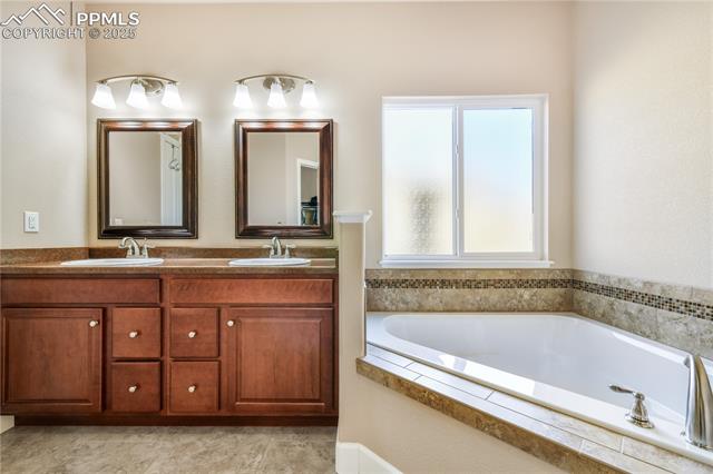 10484 Mile Post Loop