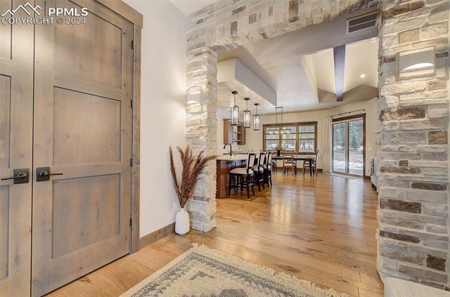 1510 Trumpeters Court