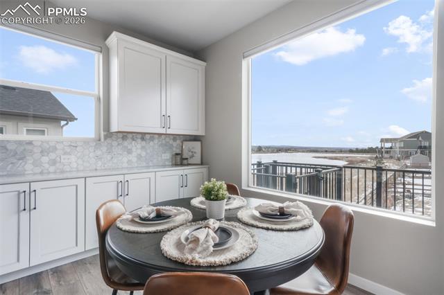 2573 Lakes Edge Drive