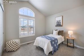 2573 Lakes Edge Drive