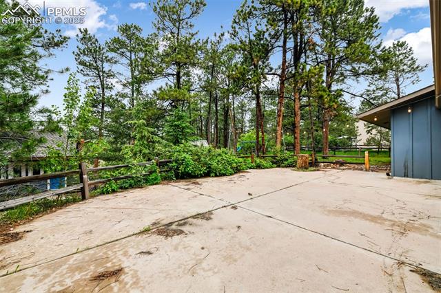 19070 White Fawn Drive