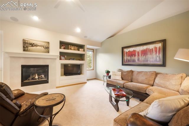 1590 Longview Circle