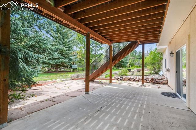 1590 Longview Circle