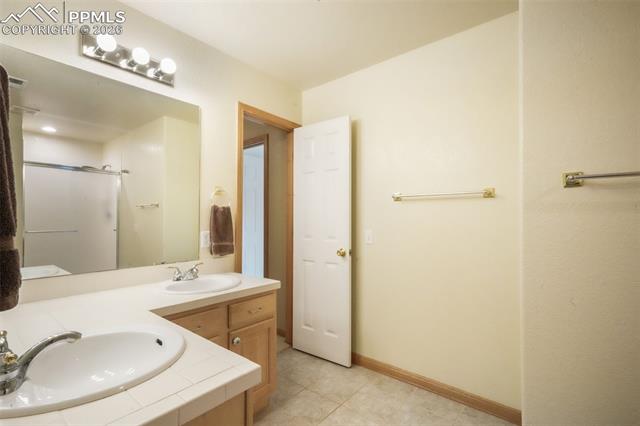 1590 Longview Circle