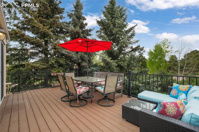 1590 Longview Circle