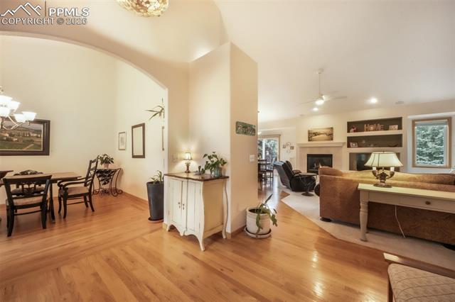 1590 Longview Circle