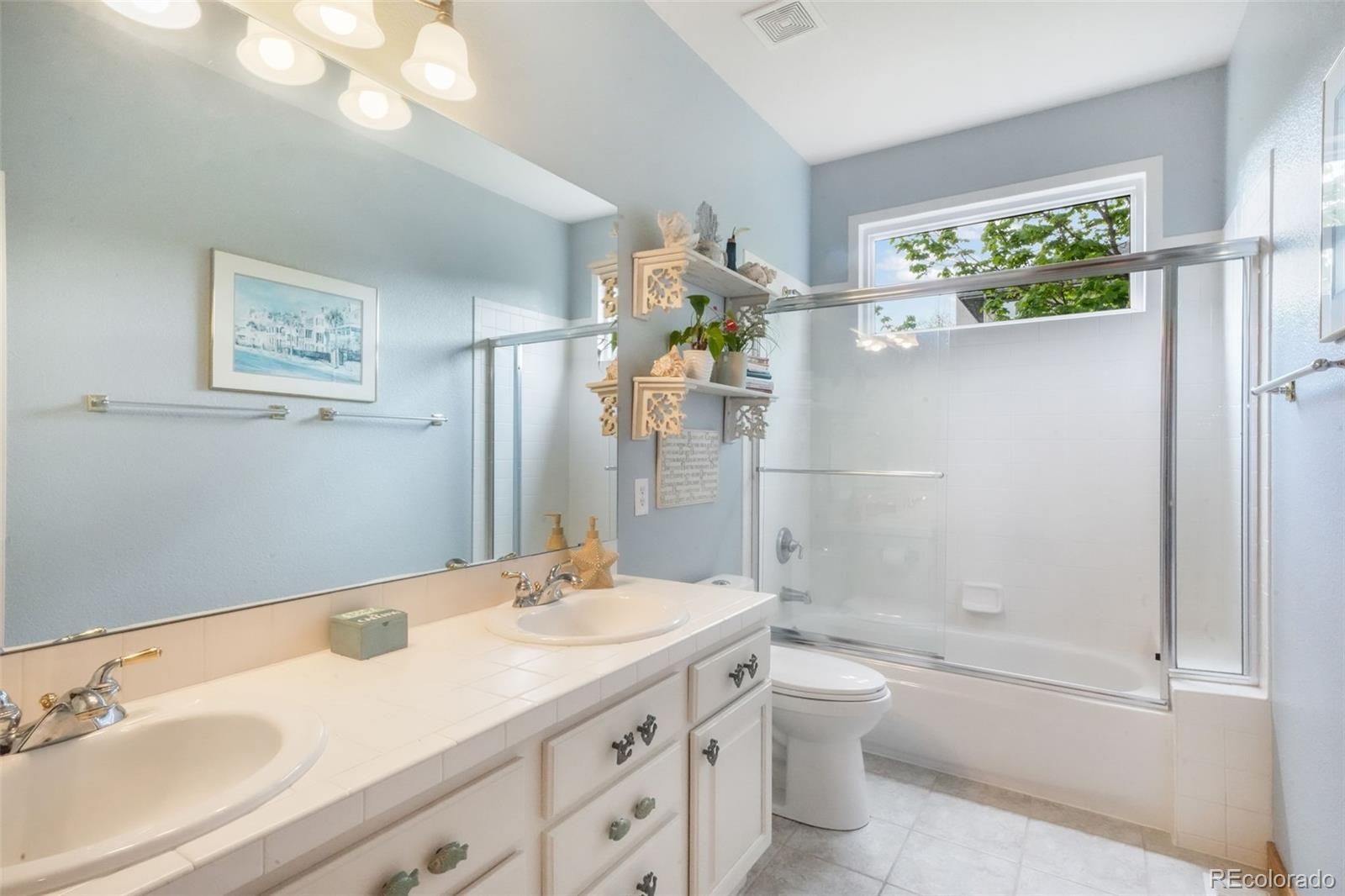 1590 Longview Circle