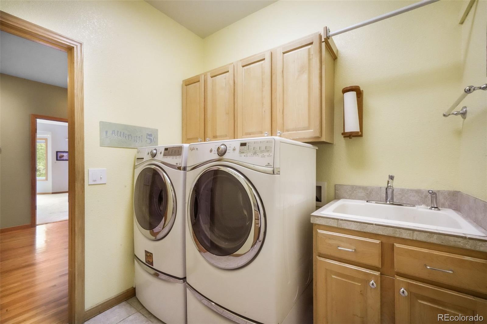 1590 Longview Circle