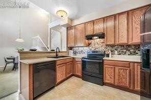 1223 Villa Grove